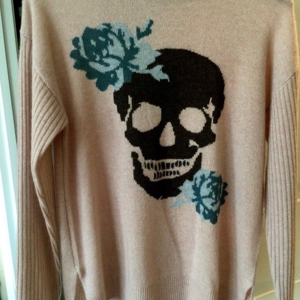 360 Cashmere  Rosie Skull Cashmere New size medium